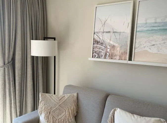 Apartament 4 P A 50 M De La